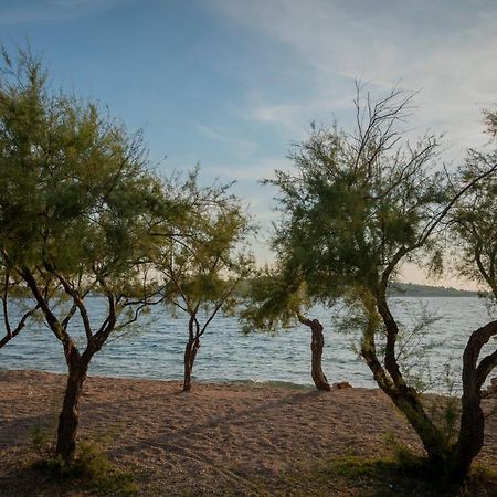 Beach Apartments Marijana Водице Екстер'єр фото