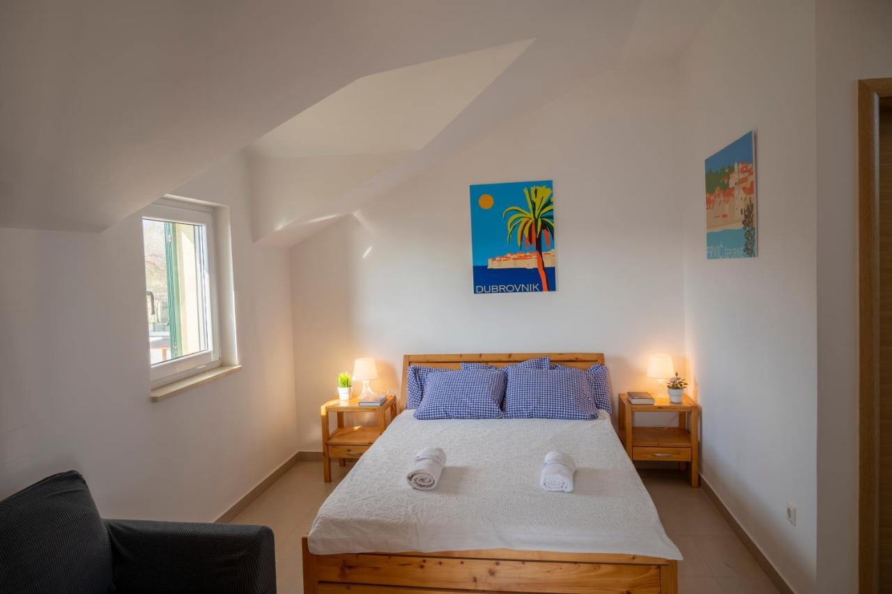 Beach Apartments Marijana Водице Екстер'єр фото