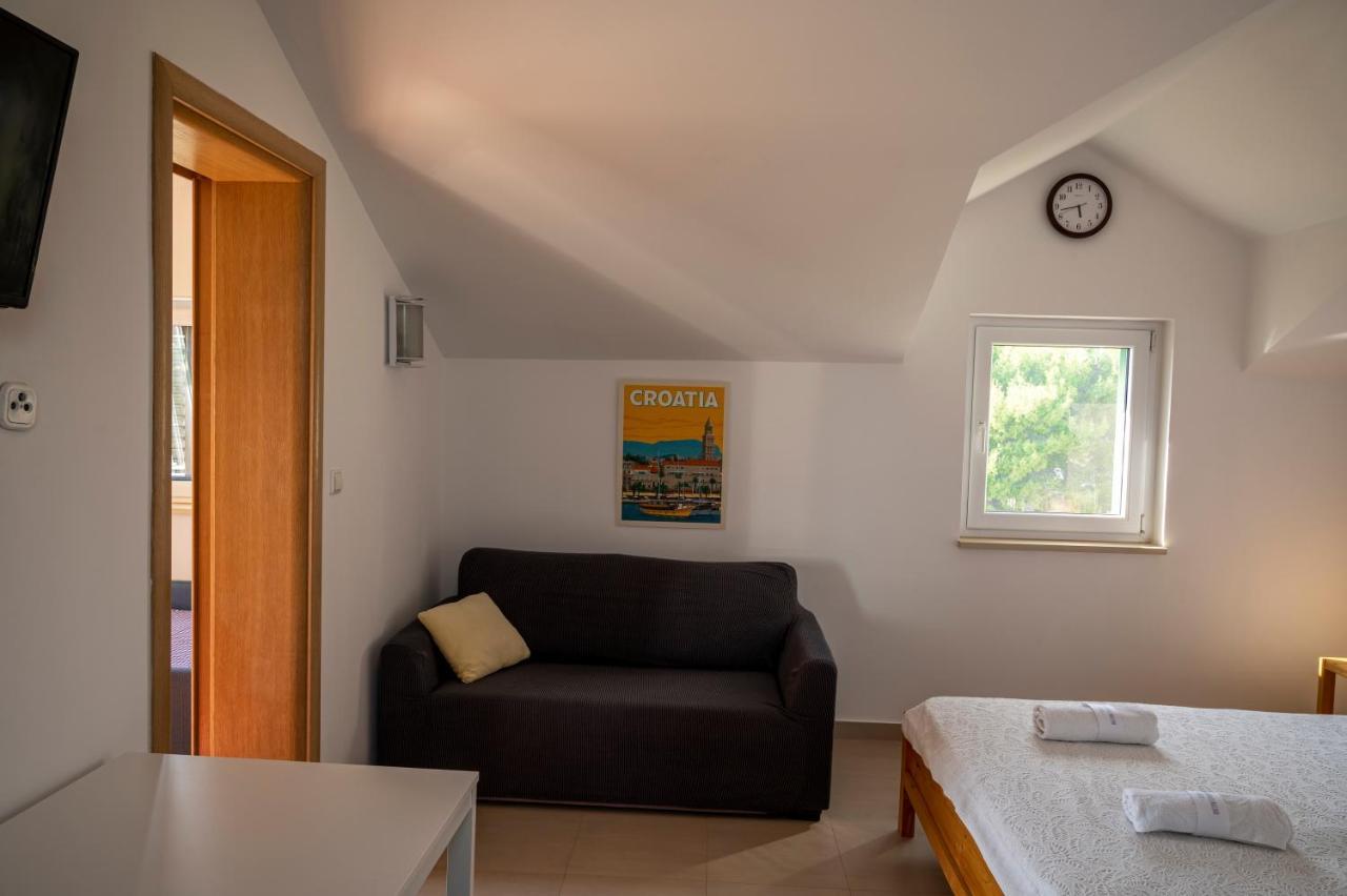 Beach Apartments Marijana Водице Екстер'єр фото