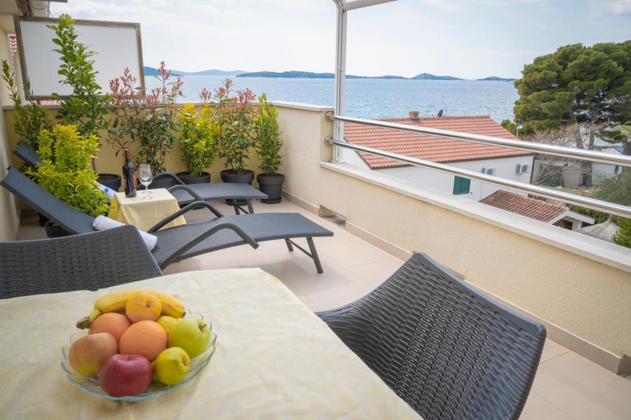 Beach Apartments Marijana Водице Екстер'єр фото